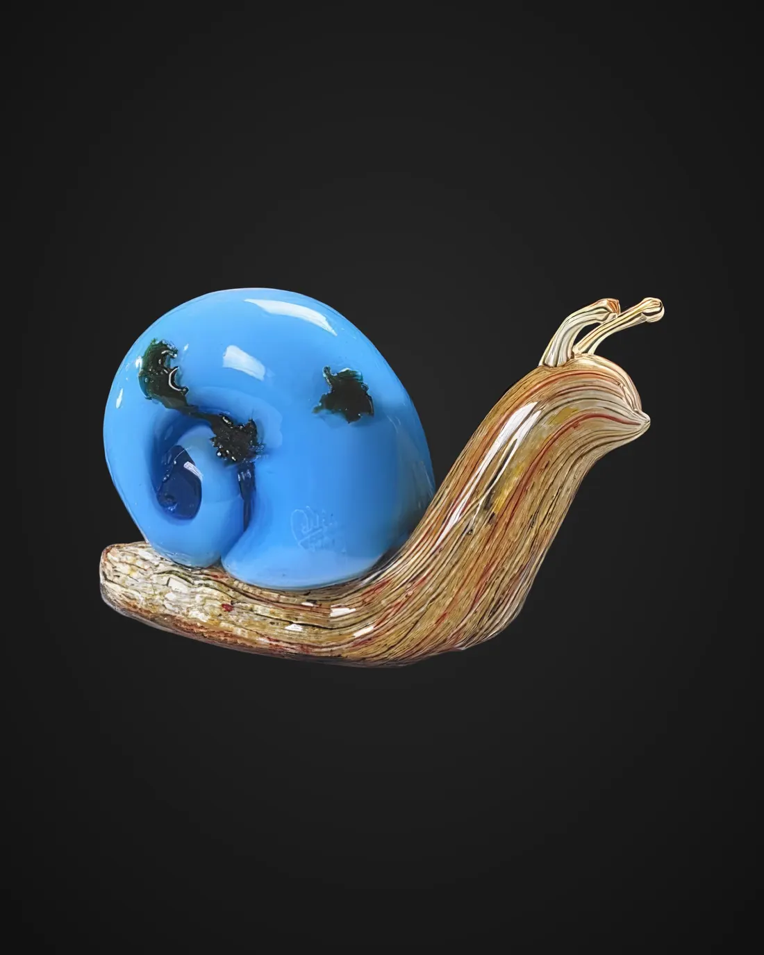 Glass sculpture by Vania Galli: light blue snail